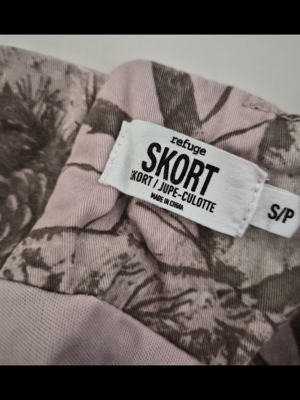 Refuge SKORT MINI in Pink and Taupe Floral
